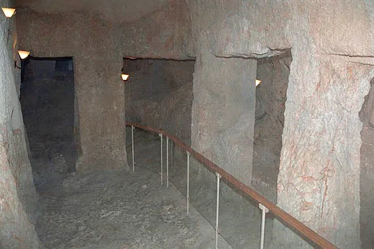 37 Dungeon